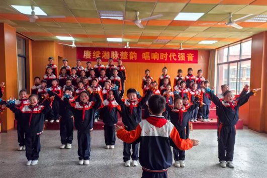 【衡阳县站】实验学校：歌声润童心 班班有特色