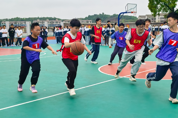 【祁东站】永昌中心学校：热血篮球赛 燃动少年心