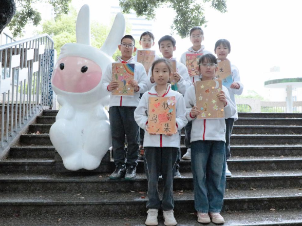 “春天种下一首诗”——长沙市砂子塘小学学子伴着春风创作诗歌