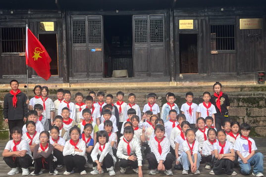 【慈利站】溪口镇中心完小：追寻红色足迹 传承红军精神