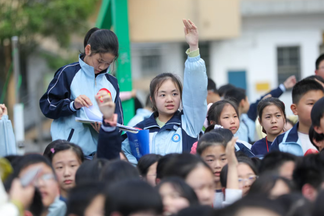 【衡阳县站】春晖小学：以“知识竞答”共赴“书香与智慧交融”的春日之约