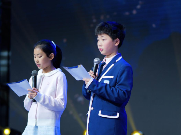 岳麓书会 | 刘冠谦：灯光与掌声里的感悟