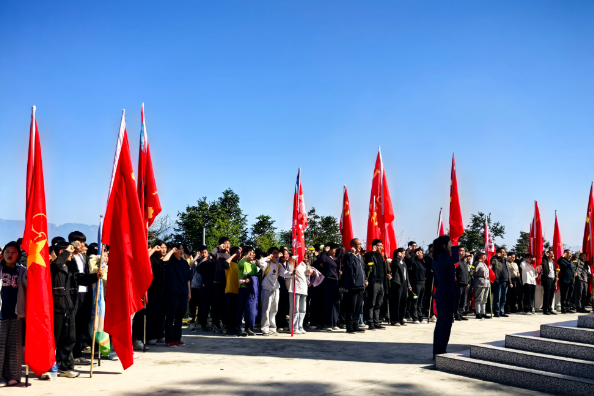 【慈利站】溪口镇中学：红色棉花山 清明祭英魂