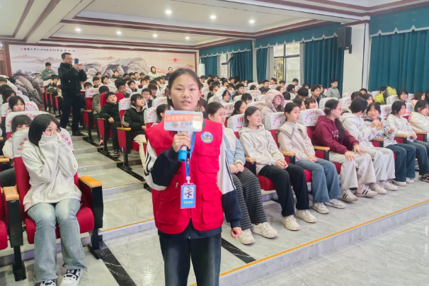 【耒阳站】实验中学铁路园分校：法治护航青春 筑牢安全屏障
