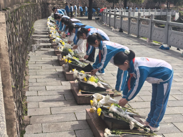 【新晃站】晃州镇第三完全小学：传承长征精神 红领巾心向党