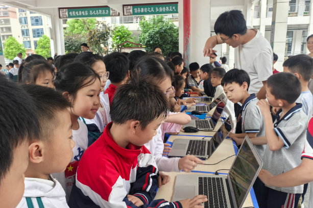 【祁东站】芙蓉学校：普及科学知识 体验科创乐趣