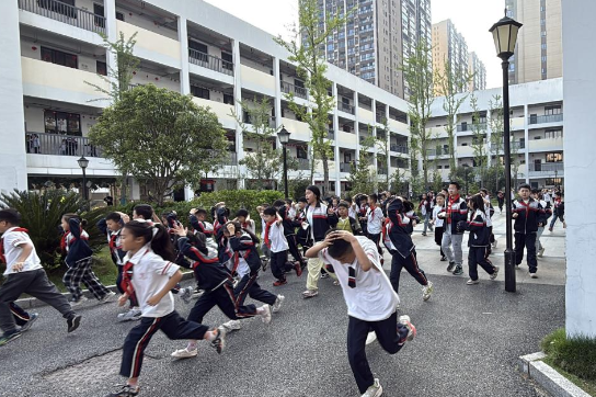 【石鼓区站】华耀小学：沉浸式硬核演练让安全教育走深走实