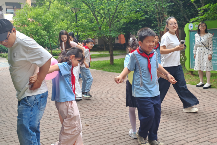 【鼎城区站】永安小学：亲子游园乐融融 心育融合伴成长