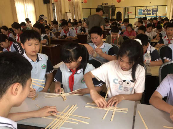 【鼎城区站】花船庙小学：把课堂搬到孩子们触手可及的地方