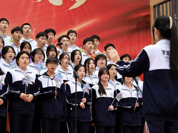 【耒阳站】顺湖中学：学子在歌声中展现青春风采
