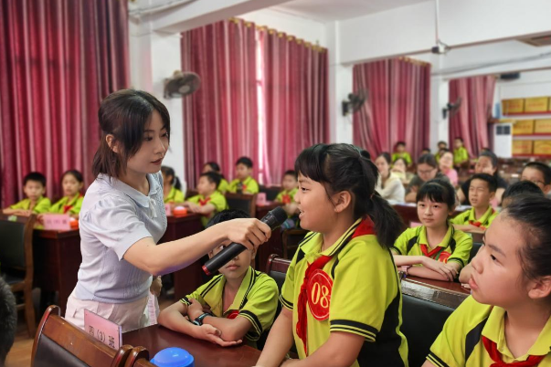 【常宁站】培元街道中心学校：比拼阅读知识 畅享书香乐趣