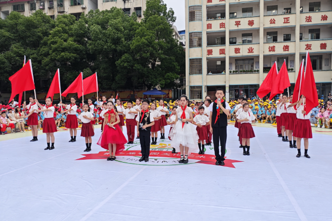 【耒阳站】实验小学金杯塘分校：对话时光里的“红领巾” “六一”思政课走心又出彩