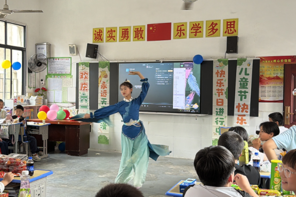 【鼎城区站】严家岗小学：童心筑梦 快乐六一