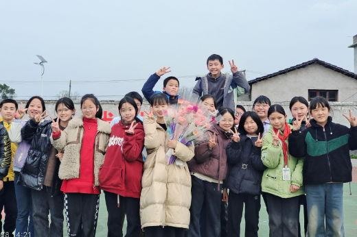 【湖湘好教师】黄冰：以师者情怀 守望家乡土地上的希望与未来