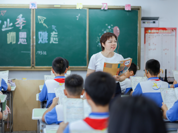 【教育故事】每个孩子都是独一无二的星光