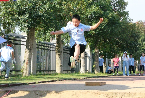 常德江南小学：运动点燃激情 艺术洒满校园