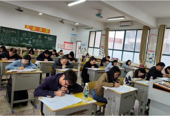 衡山县：学科竞赛展风采 促进教师专业成长
