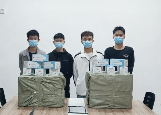 长沙航院：海南籍学生向学校捐赠2万个口罩