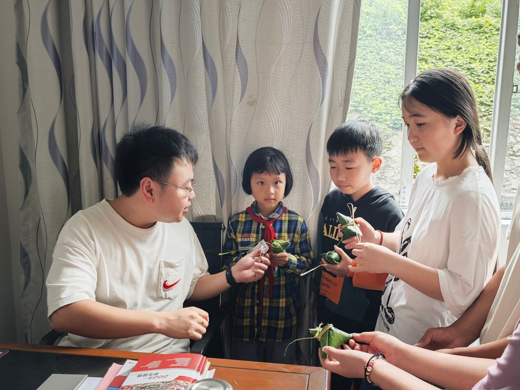 微信图片_20250530103522_副本.jpg