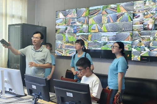 聚焦“双碳”目标 湘大学子开启新能源调研之旅1.png