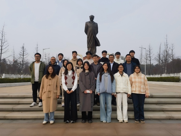 校台协同育英才  首届天机班学生与国家天文台导师深入互动1.jpg