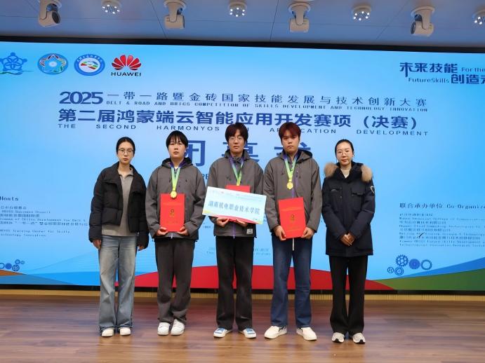 图片169.jpg 图片169.jpg