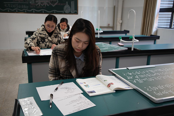 图片2.png 图片2.png