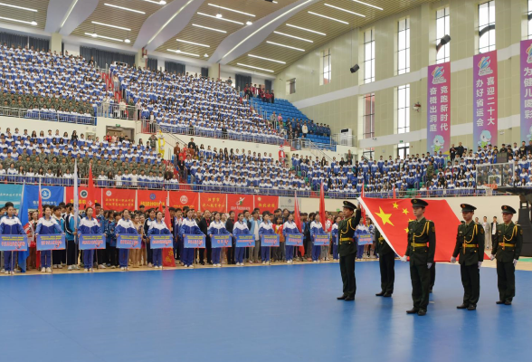 岳阳市中职学校文明风采系列体育类比赛开幕
