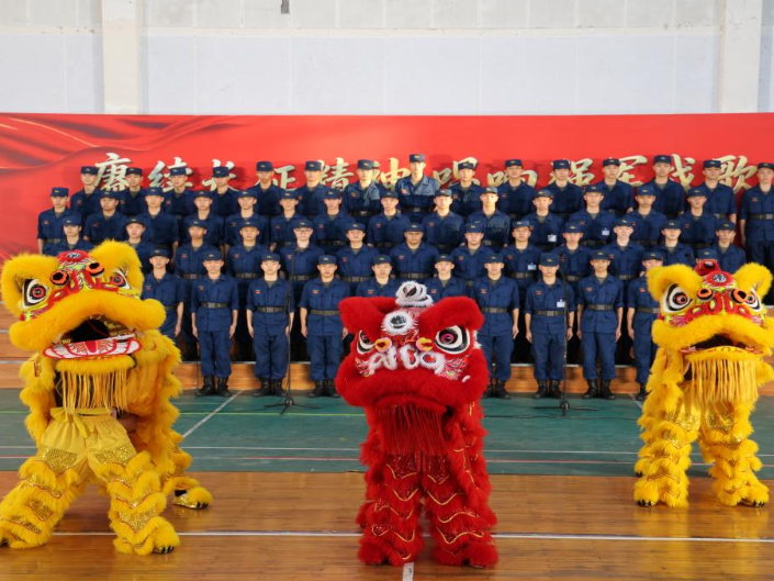 长沙航院：举行“赓续长征精神 唱响强军战歌”红歌大合唱比赛
