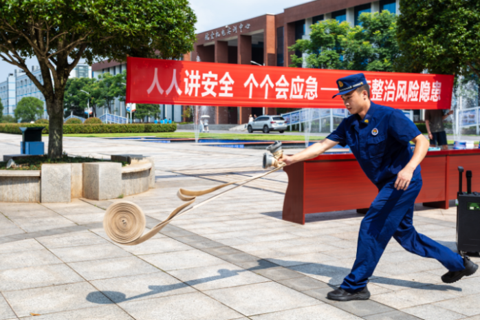 长沙航院：开展“安全生产月”系列活动 筑牢校园安全防线