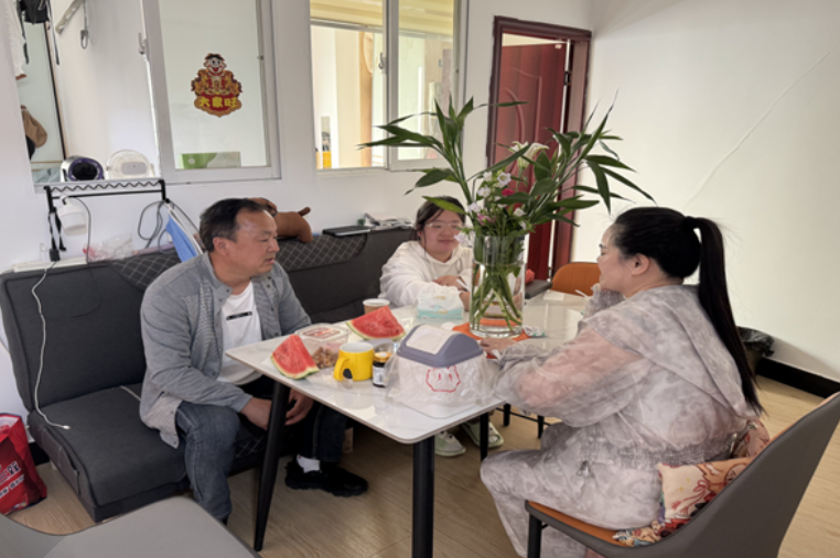 湖南工程职院：党建领航送温暖 困难帮扶护成长