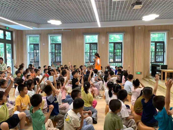长沙职院：长职“青”心守护实践团开展幼儿园防溺水宣讲活动