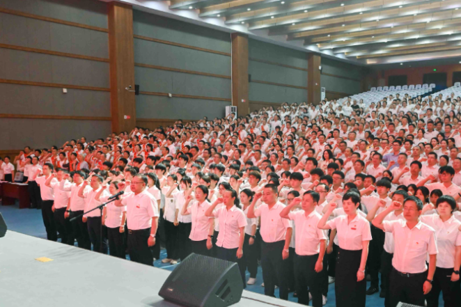 湖南化工职大：隆重举行庆祝中国共产党成立105周年暨“七一”表彰大会