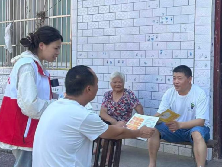  湖南工程职院：研心普法护童心 五育并举助成长