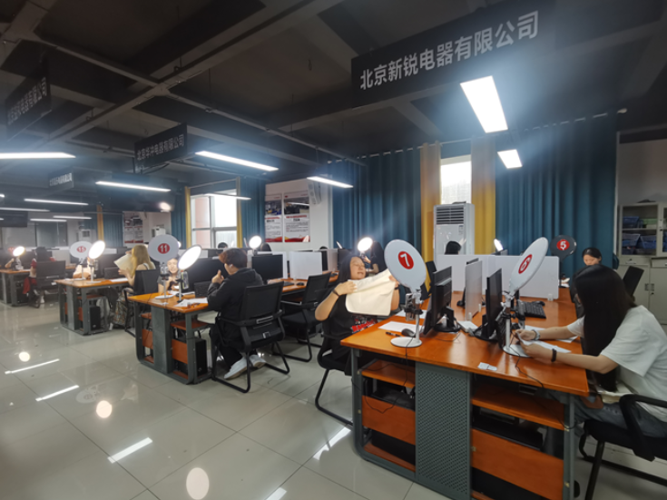 湖南工程职院：持证上岗闯“新赛道” 电商直播考核助力精准就业