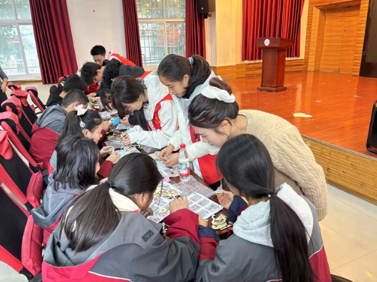 科技筑梦暖童心，张家界航院师生赴张家界市特殊学校深化实践育人