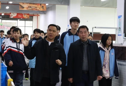 东安职专乐器维修专业赴楚门乐器开展 产教融合实践教育活动