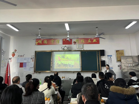 家校同心育桃李，江华职业中专学校2025年秋季家长会圆满举行