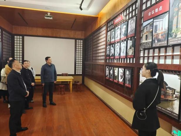 图片4.png 图片4.png