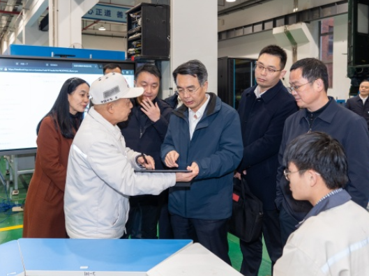 中国中车党委副书记王铵一行在湖南铁道职院调研