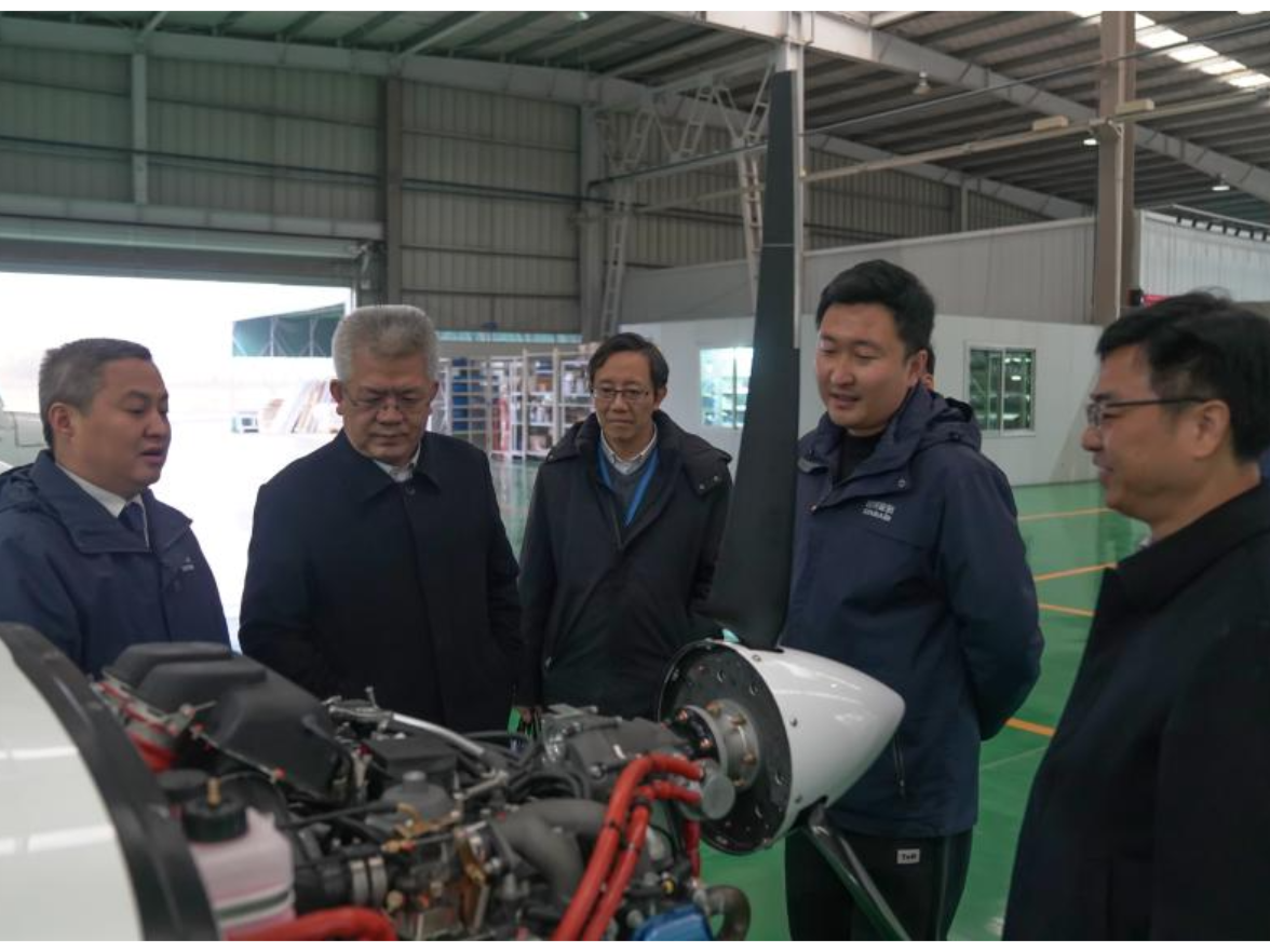 长沙航院院长刘喜宾带队赴山河星航实业股份有限公司调研交流