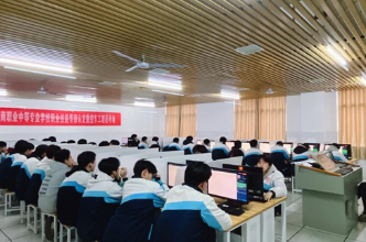 李博名师工作室：“双证”赋能学子铺就技能成才快车道