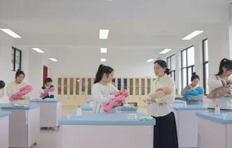 长沙幼儿师范高等专科学校打造多专业协同发展体系：“师范转型”下的“从容应对”