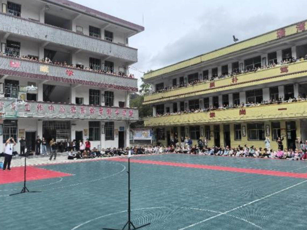 湖南信息职院电子工程学院助力“科技潇湘行（洪江）”活动