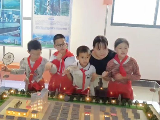 “高校星火馆”启动，湖南理工职院点燃少年科学梦