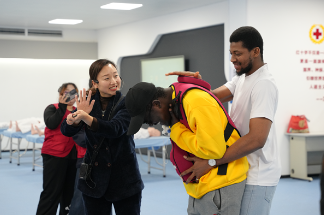 跨越国界的生命课堂！益阳医专开展急救教育国际交流活动