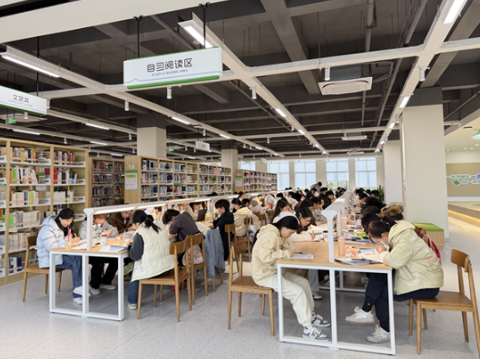 长沙电力职院新图书馆启用，赋能师生成长