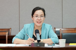 周辉：初心如磐，在财会讲台绽放育人之光