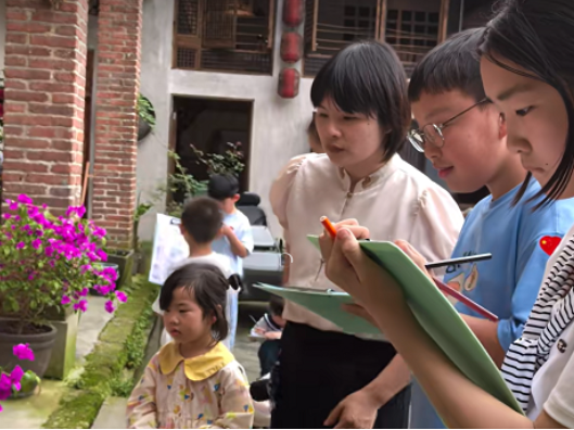 聚焦2026年湖南职教周|湖南工程职院开启“湖湘三色”产教融合建筑美育研学项目