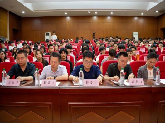 矢志报国担使命，湖南机电职院举办2026年“爱我国防”主题演讲比赛
